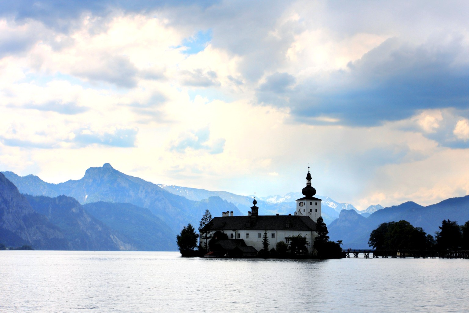 Autokarowa wycieczka objazdowa Austria – malownicze miasteczko Gmunden nad jeziorem Traunsee